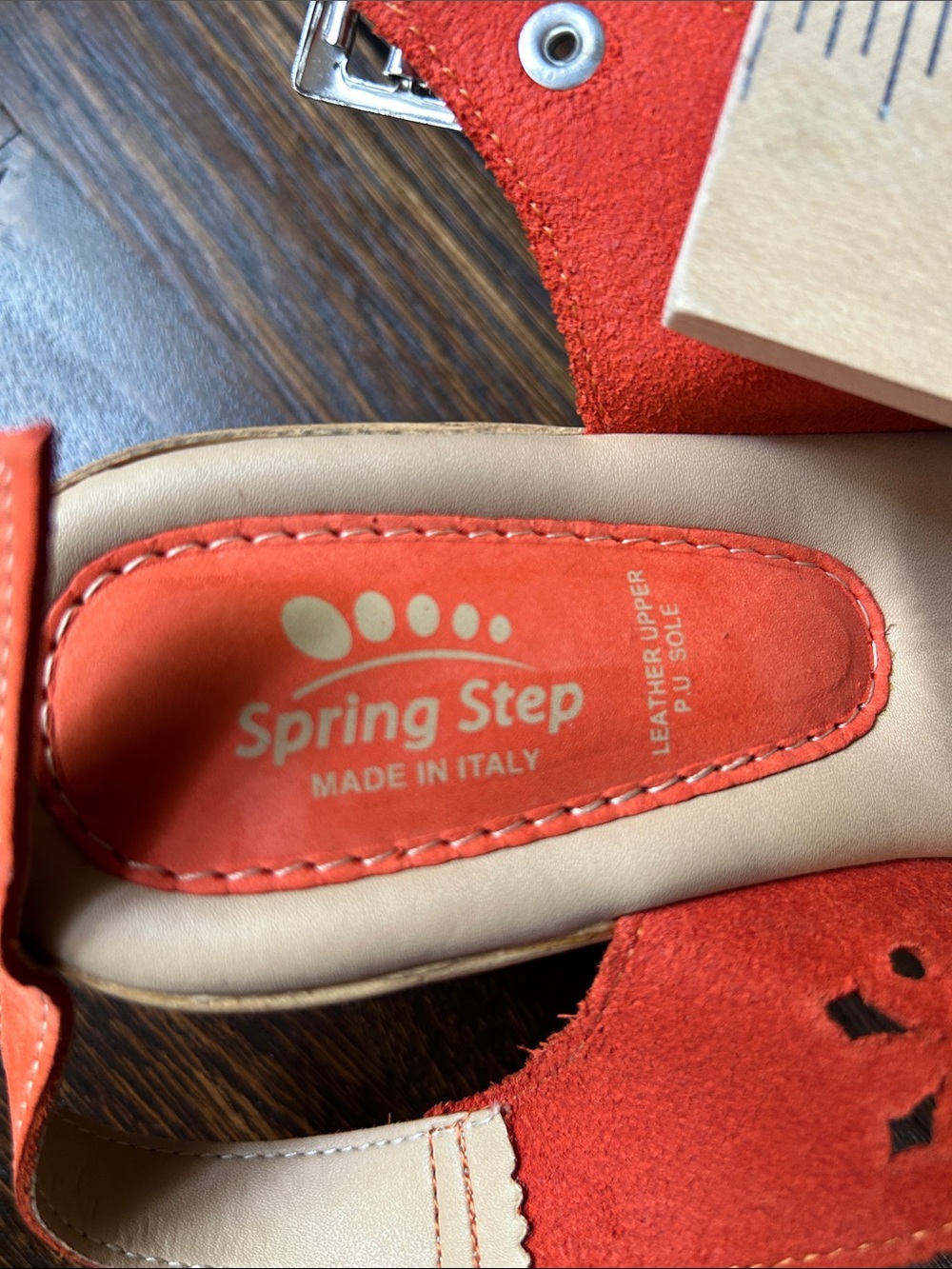 Spring Step Women’s Orange Laser-Cut Leather Slingback Sandals. Size 40 - Picture 2 of 8